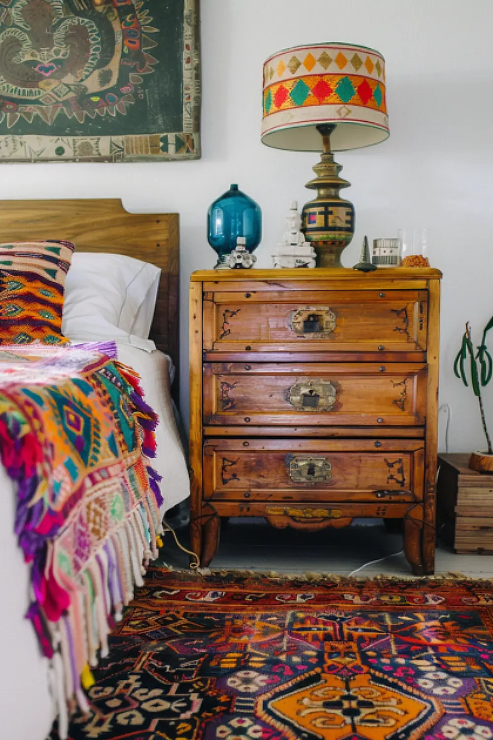 Bedroom with boho chic drawer chest